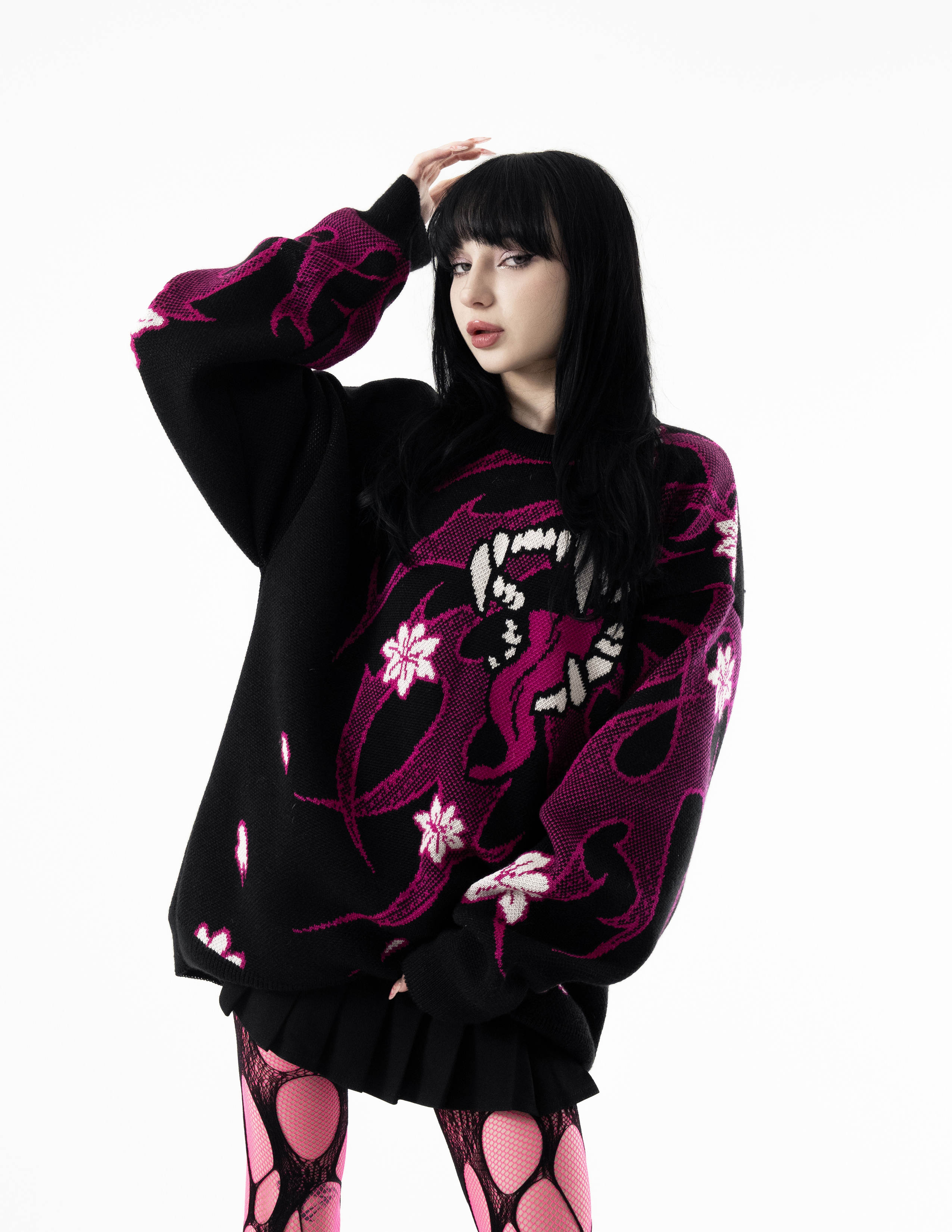 Sakura Razrval/Sweater