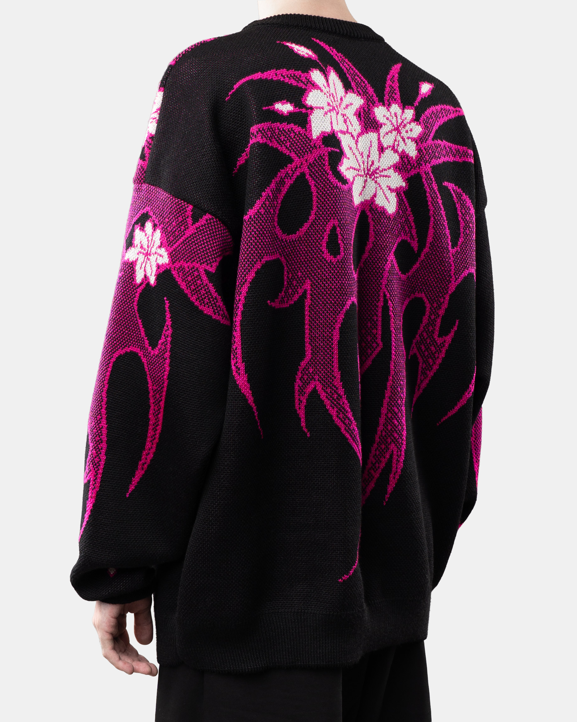 Sakura Razrval/Sweater