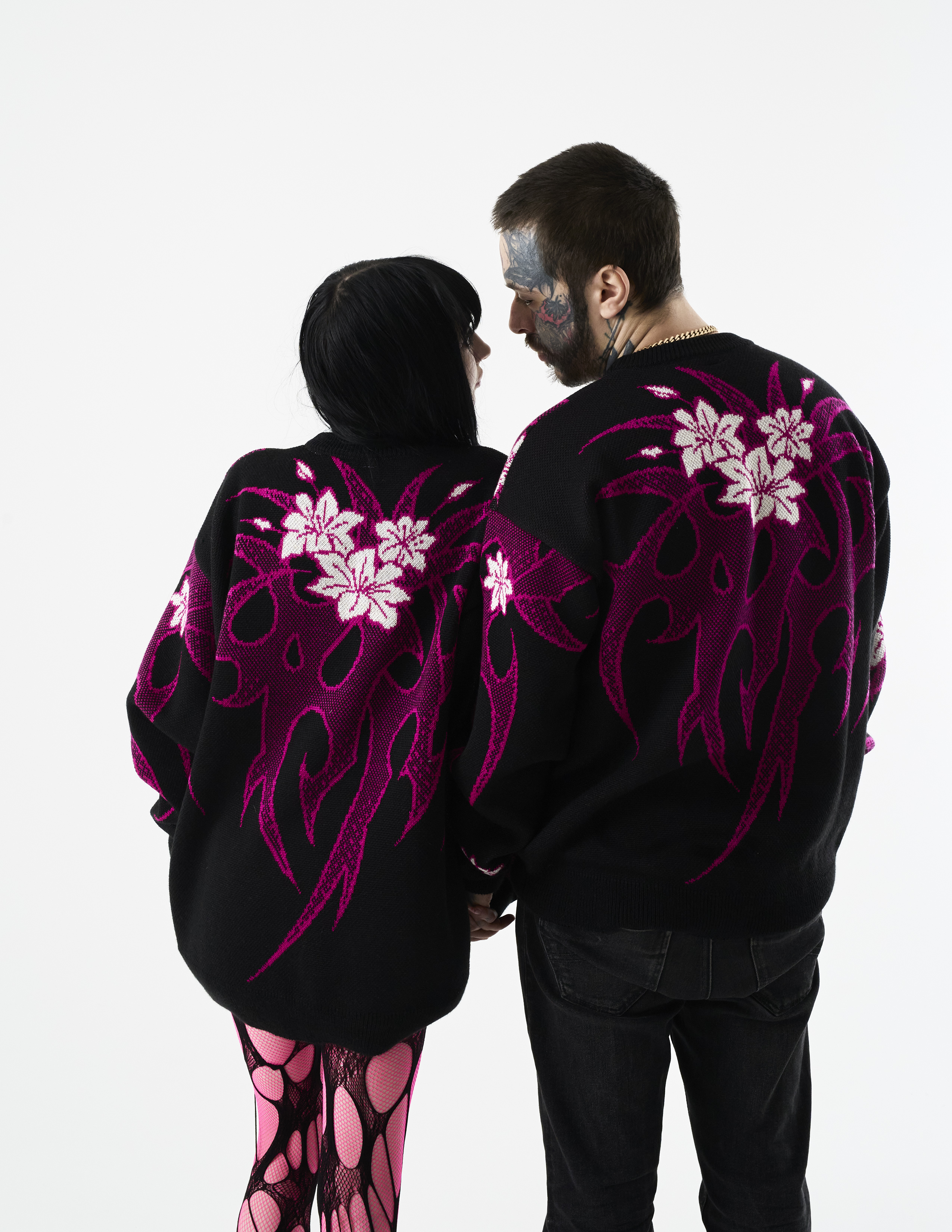 Sakura Razrval/Sweater